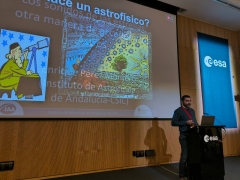 Enrique Pérez Montero explica qué hace un astrofísico Enrique Pérez Montero explica qué hace un astrofísico